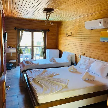 Hotel 7 *